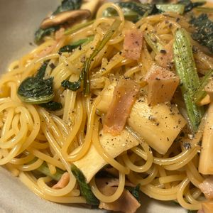 mocoの作ってみた!投稿(パパッと簡単に作れる♪ベーコンとキノコの旨み和風パスタ)