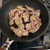 こってり美味しい！豚こまズッキーニのオイスター炒めの工程2