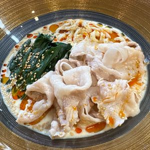 楽ラク手抜キッチン🐶🐾の作ってみた!投稿(暑い季節に食べたい♪豚しゃぶ豆乳うどん)