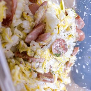 ちちちの作ってみた!投稿(白菜消費✨白菜とウインナーのからしマヨネーズ和え😋🥗)