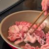 10分で完成！【豚オクラ丼】の工程2