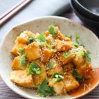 【ちぎり絹揚げのレンチンにんにくごま味噌】冷やしても美味しい