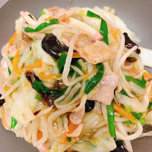 りんの作ってみた!投稿(行列の定食屋さんの🍚とろとろガッツリちゃんぽん野菜炒め🤩)