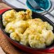 ホロっと食感にチーズが絡む『カリフラワーのチーズ焼き』
