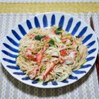 三つ葉たっぷりで作る「カニカマ素麺炒め」