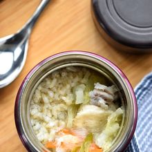 身体が温まる！鶏手羽の出汁de野菜たっぷり塩麹おろし粥