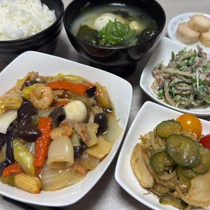 みーこの作ってみた!投稿(あんが美味しい！ご飯に乗せたい♡野菜たっぷり八宝菜)