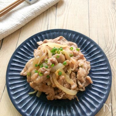 弱火で柔らか♪豚こま肉と玉ねぎの甘酒醤油炒め♪砂糖なし！