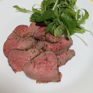 あきぷぅの作ってみた!投稿(【炊飯器でしっとりやわらかローストビーフ】簡単に本格的♡)