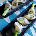 レンジで簡単・鶏胸肉でアスパラ梅しそ巻き