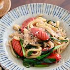 【簡単！】赤ウインナーとニラの焼きうどん