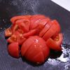 【痩せたきゃこれ食っとけ!】ブロッコリーとトマトの塩昆布和えの工程2