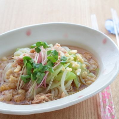 ツナのたぬきぶっかけうどん