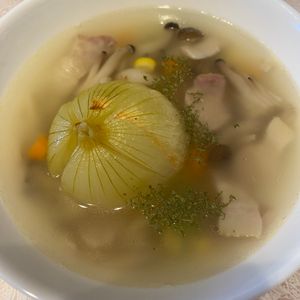 おかか昆布🍙の作ってみた!投稿(まるごと玉ねぎの食べるスープ )