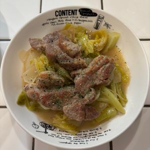 mi-koの作ってみた!投稿(お家でフレンチ。豚肉の白ワイン煮込み)