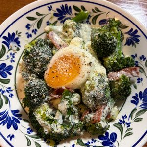 まさの作ってみた!投稿(茹でずに絶品！【ブロッコリーの焼きシーザーサラダ】)