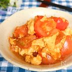 彩り鮮やか♡ご飯が進む！トマトと卵のコク旨中華オイスター炒め