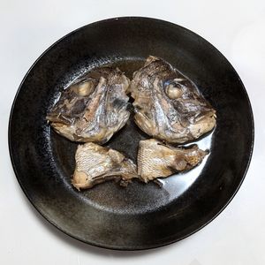 ごんべすの作ってみた!投稿(鯛のあら煮つけ)