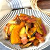 バター醤油が香る!かぼちゃとさつまいものホットサラダ