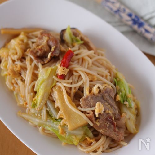 アジアの屋台風 米粉麺のオイスターソース焼きそば