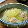 とろとろ冬瓜に鶏出汁がしみしみ♪冬瓜と鶏もも肉の旨塩煮