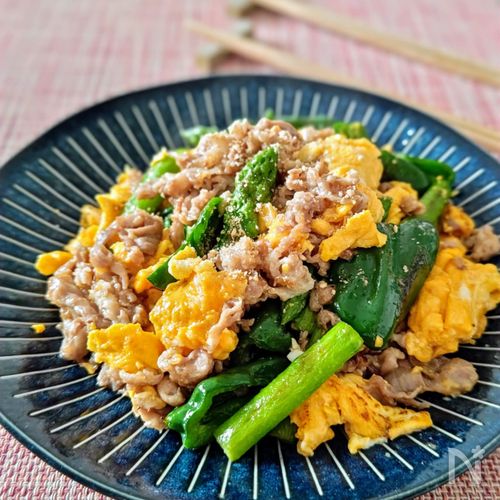 【豚肉とアスパラガスとピーマンの卵炒め】薄味で手軽で美味しい