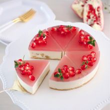 【美活】火を使わず！混ぜて冷やすだけ♡ザクロレアチーズケーキ