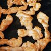 鶏むね肉がやわらか♪ニラ玉チキンの工程5
