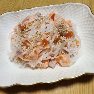 ナムディの作ってみた!投稿(おつまみにもぴったり♪贅沢鮭入りなます)