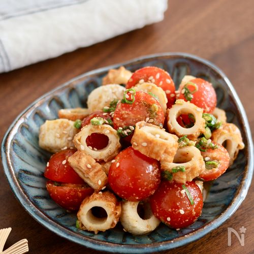 【5分で完成!】ちくわとトマトのごま和え