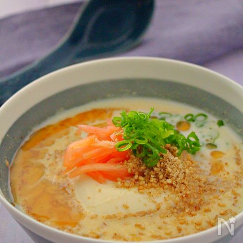 レンジで簡単!おいしく作れる 豆乳白だし担々スープ