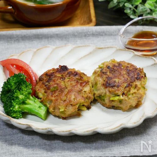 春キャベツたっぷり♪シャキシャキ鶏つくねバーグ