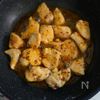 フライパンひとつ！鶏むね肉のハニーマスタード炒めの工程3