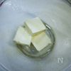 きゅうりと梅肉のクリームチーズ和えの工程2