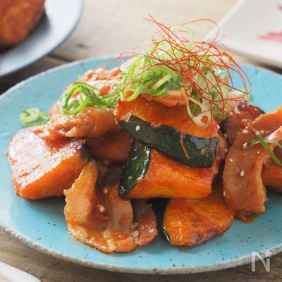 ご飯どろぼう。豚バラとかぼちゃのコチュジャン炒め【大量消費】