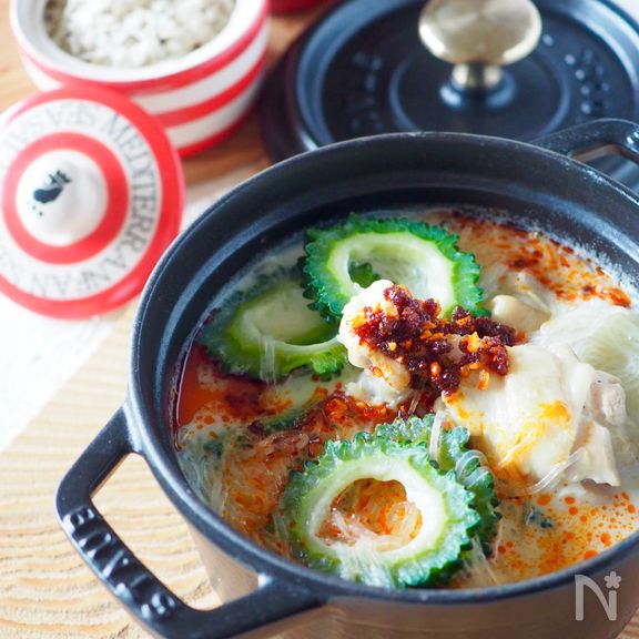 ☆10分でスープ☆鶏手羽元とゴーヤの豆乳まろやか坦々スープ☆