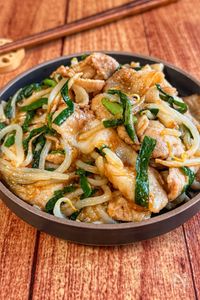 【豚ニラもやしのにんにく味噌炒め】ご飯が進む♫