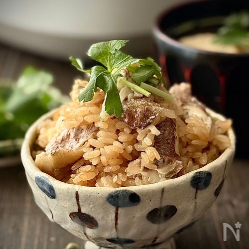 鯛1匹の旨みが染み渡る！THE 鯛めし