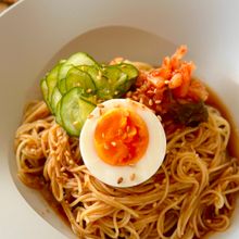 混ぜるだけ♩簡単！コクうま！ビビン麺