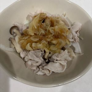 yの作ってみた!投稿(旨味と酸味のハーモニー♡激うま♡新玉ねぎと梅干しの甘酢ダレ♡)