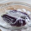 【10分で！】とろ茄子冷しゃぶの工程1