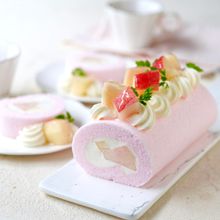 【桃の米粉ロールケーキ】グルテンフリー