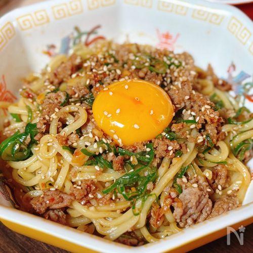 【豚そぼろのピリ辛油そば】これはハマる♪パンチの効いた一杯！