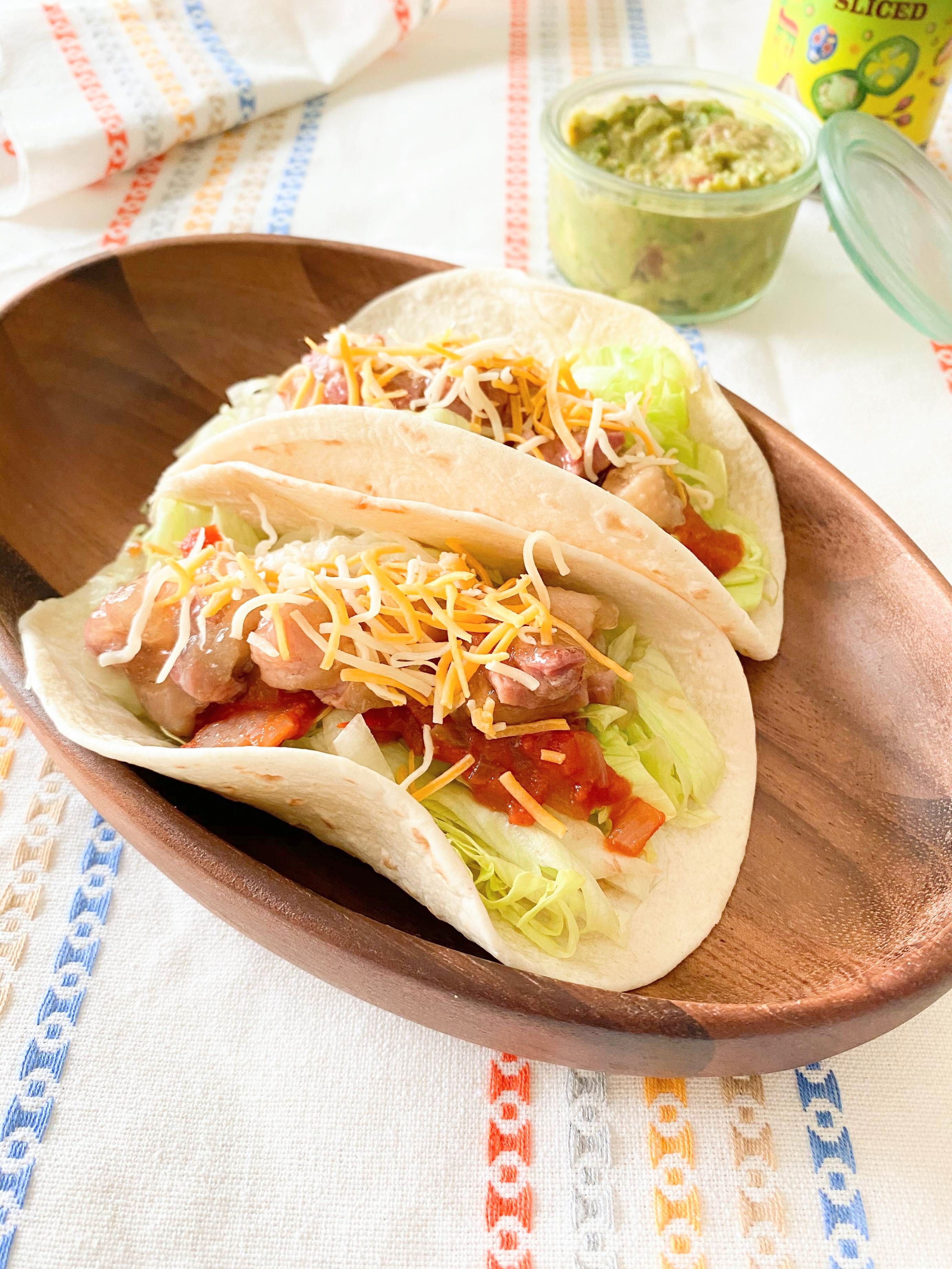 のせるだけで絶品！やきとり缶詰タコス | レシピサイトNadia