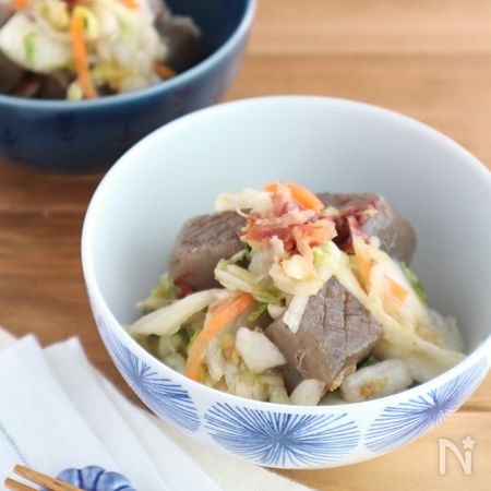 簡単おつまみ こんにゃくと白菜漬けのごま油風味 By 佐藤 加奈子 Kaana57 レシピサイト Nadia ナディア プロの料理家のおいしいレシピ