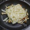 花椒が効いた「大人の焼ききしめん」の工程3