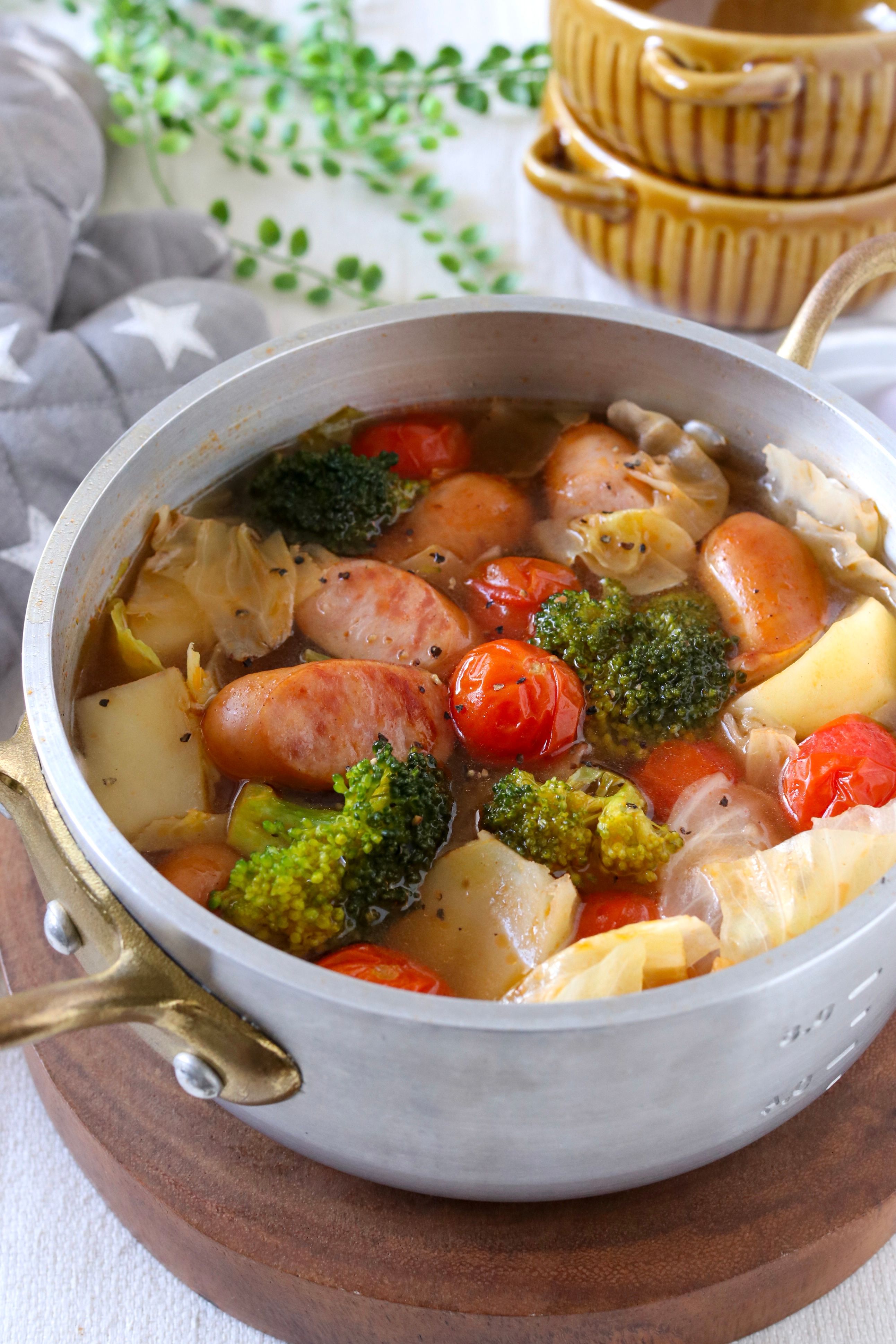 ポトフです。 デトックスにも！【トマト風味の具沢山スープ風ポトフ】 | レシピ