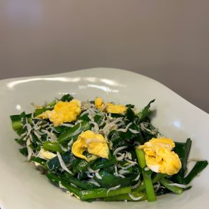 みーたんの作ってみた!投稿(4分かからず簡単！優しい味で美味しい♡しらすふわニラ玉)