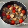 こんにゃくとベビーホタテのアヒージョの工程4