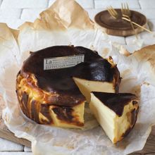 バスク・ヨーグルトケーキ【混ぜるだけ・簡単】